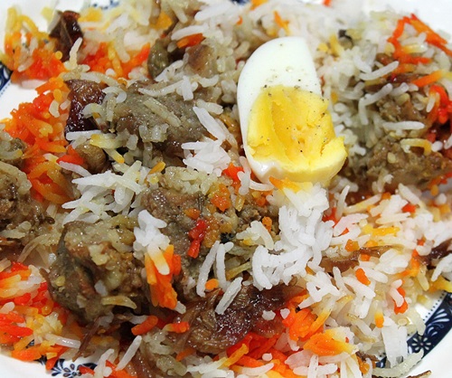 バングラディシュの代表料理「ビリヤニ」